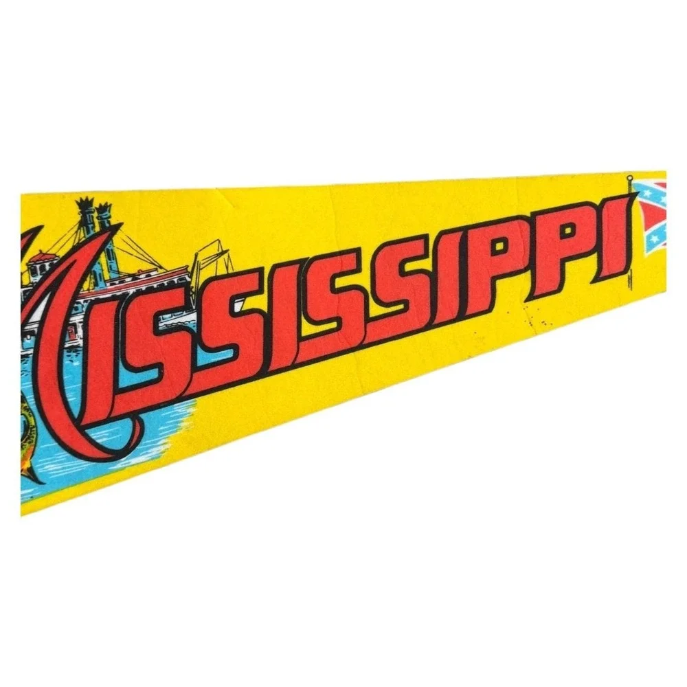 Vintage Mississippi Souvenir Felt Pennant 1960s Yellow State Landmarks 25 in‎